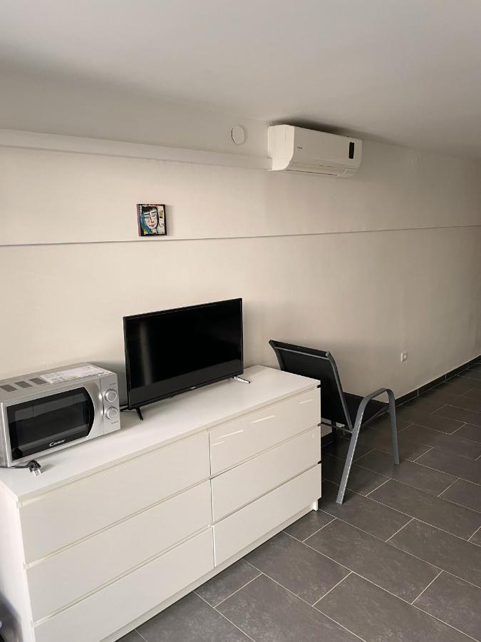 Studio & Apartment Biograd Paszman 比奥格勒·纳·莫鲁 外观 照片