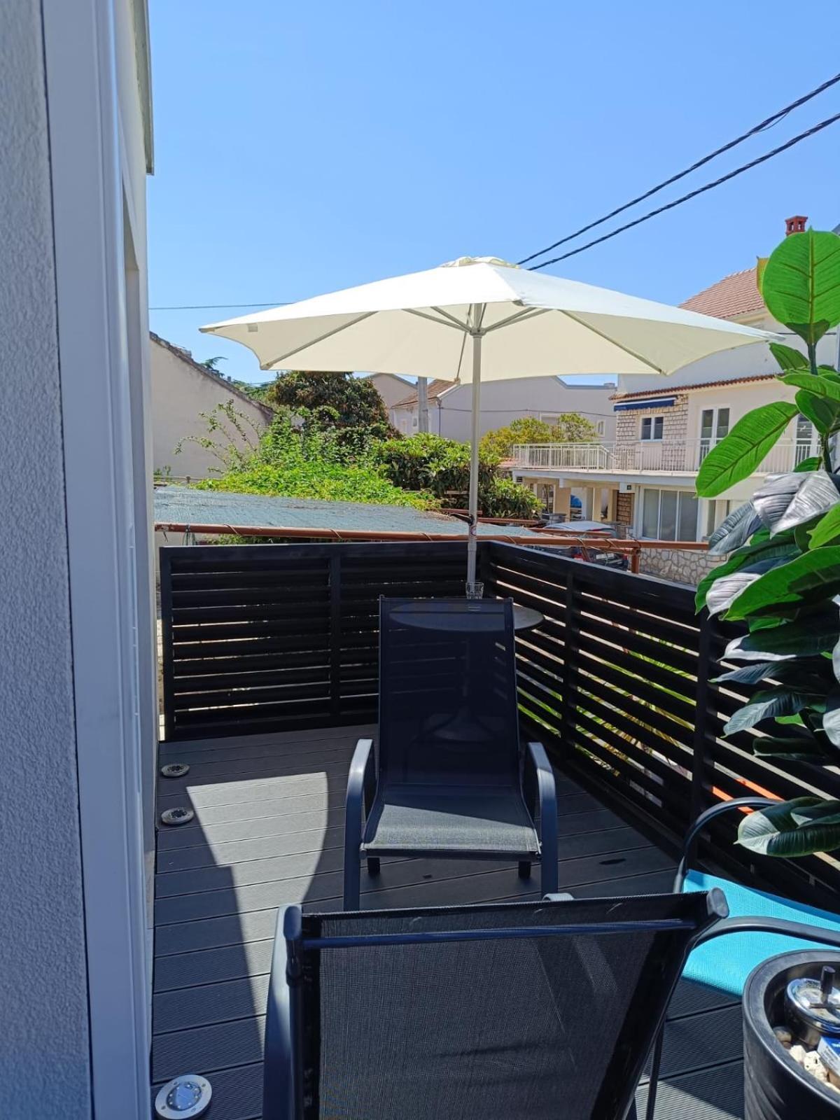 Studio & Apartment Biograd Paszman 比奥格勒·纳·莫鲁 外观 照片